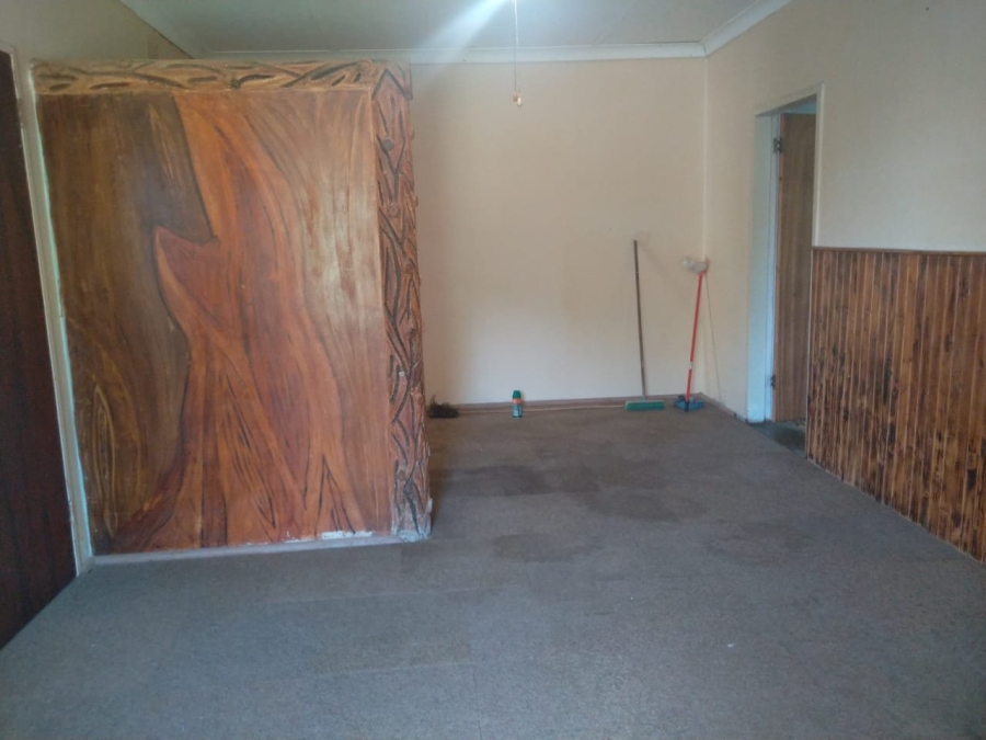4 Bedroom Property for Sale in Leeudoringstad North West